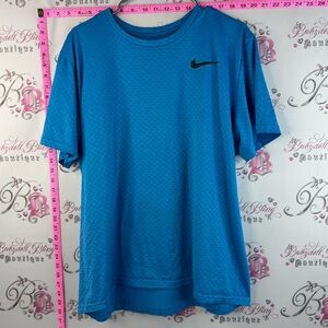 Nike T-shirt stretchy Bright Blue Dri-FIT Short Sleeve Athletic Tee